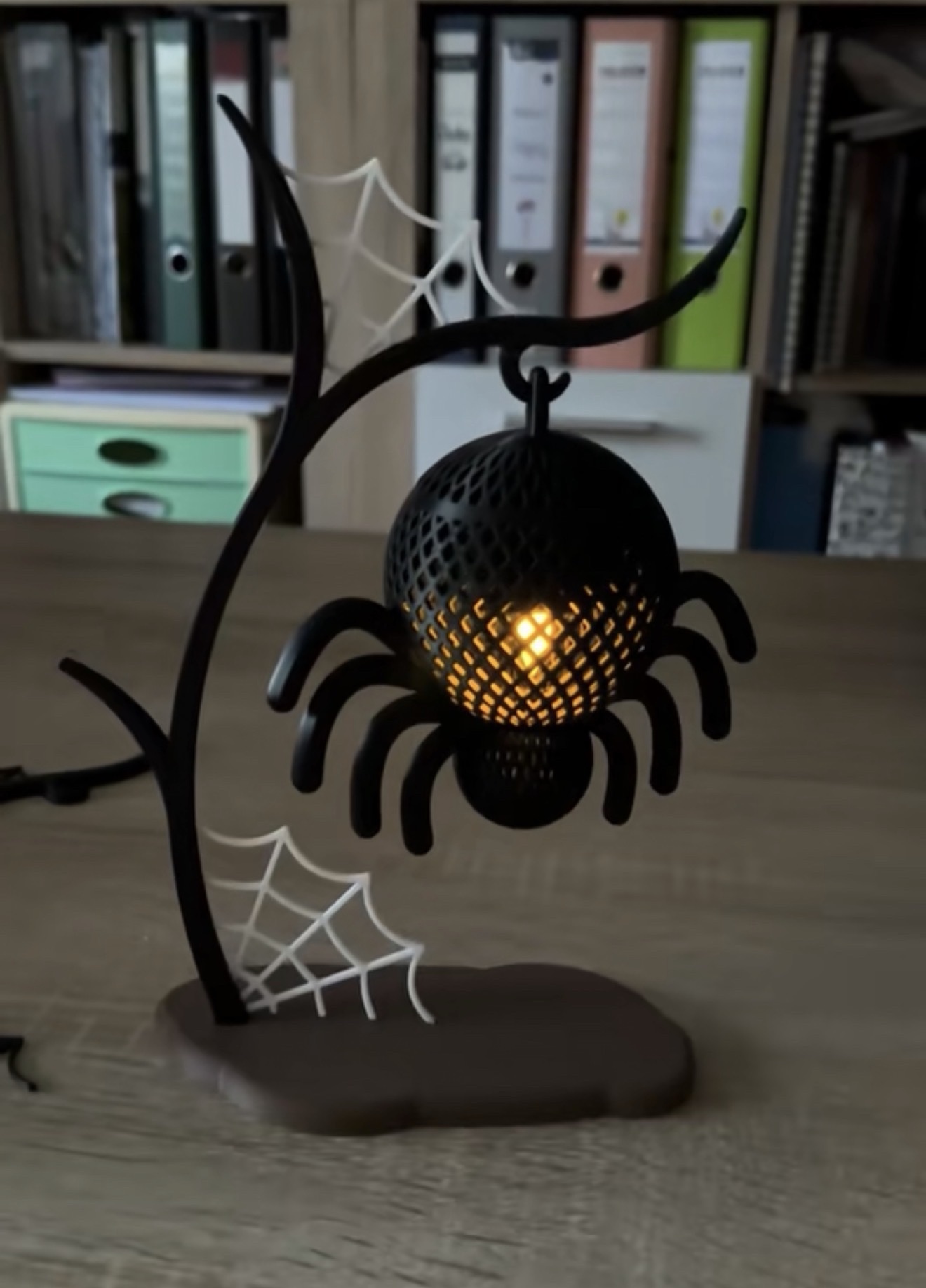 Spinnenlampe mit Teelicht